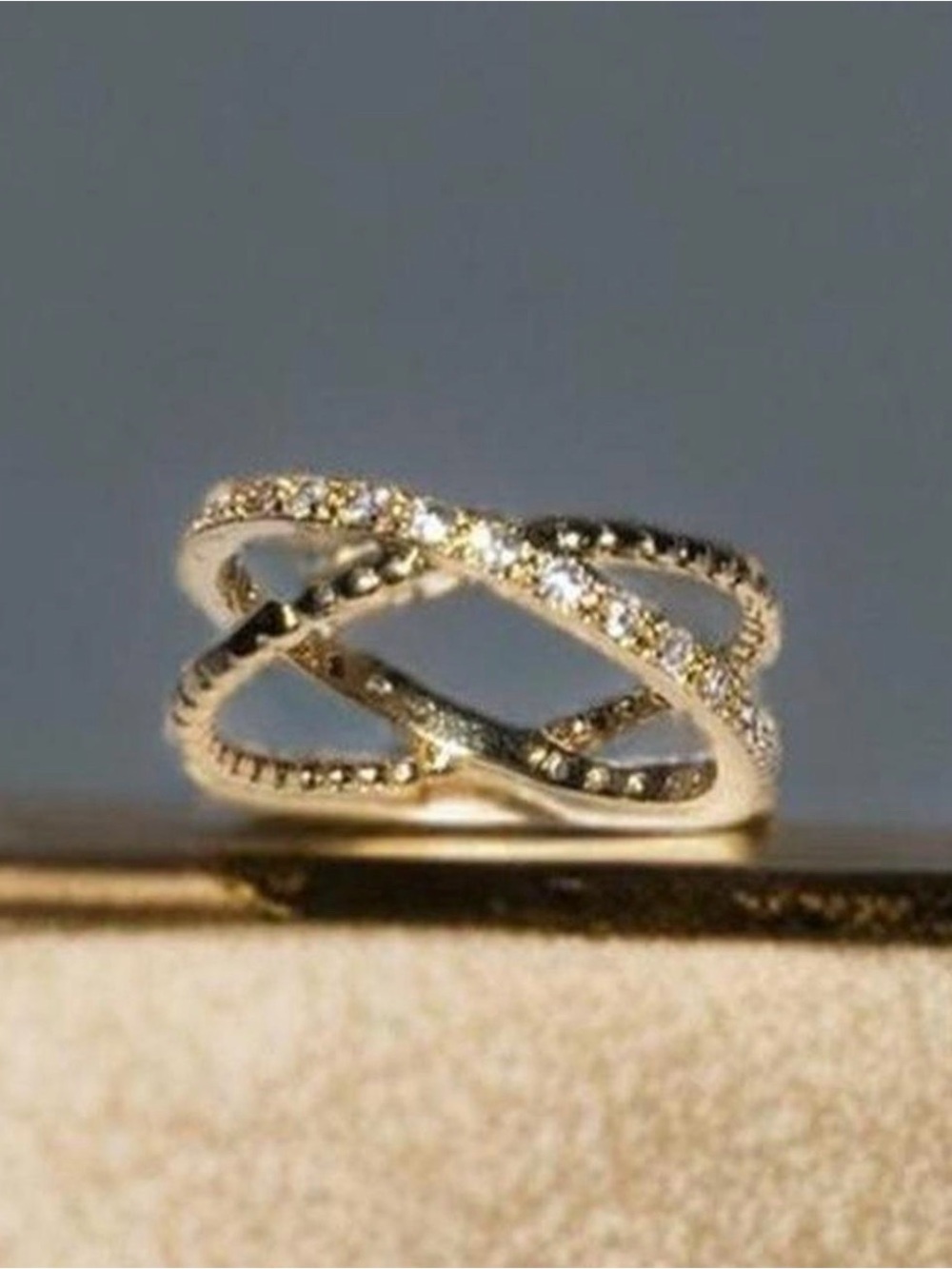 Elegant Gold Crossover Rings - Picture 4 of 6